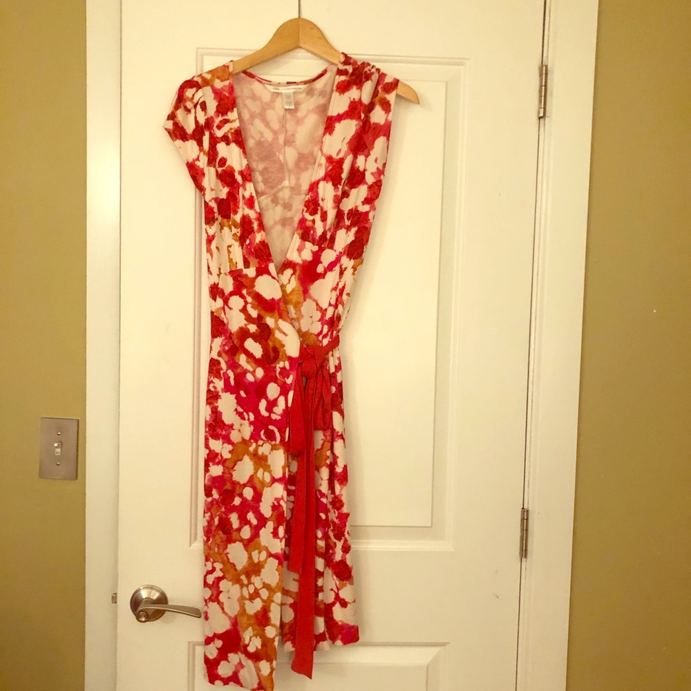 Diane von Furstenberg Silk Wrap Dress - Size 8
